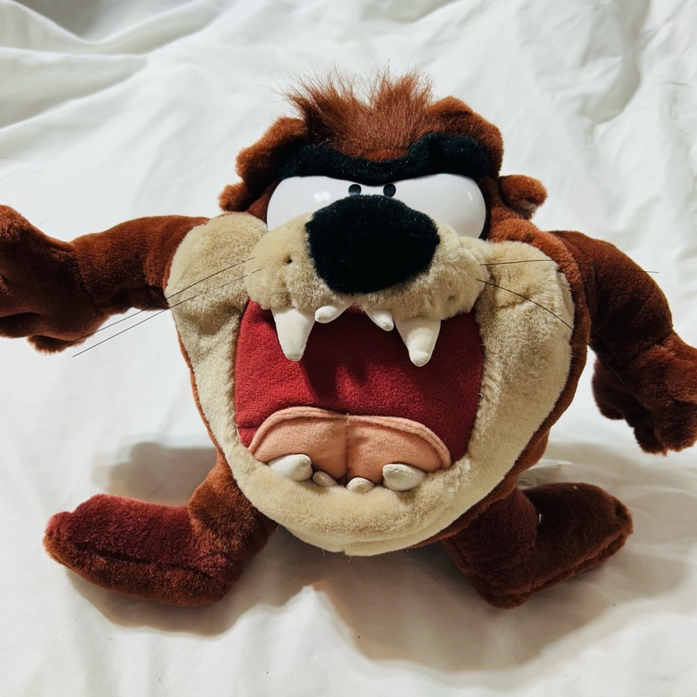 Back pack “Taz” The Tasmanian Devil - Picture 2 of 10